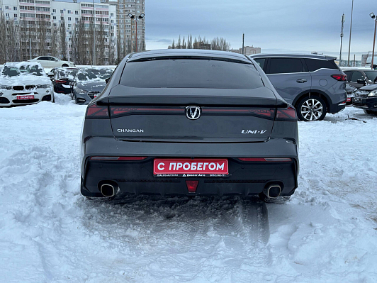 Changan UNI-V DLX, 2023 года, пробег 20000 км