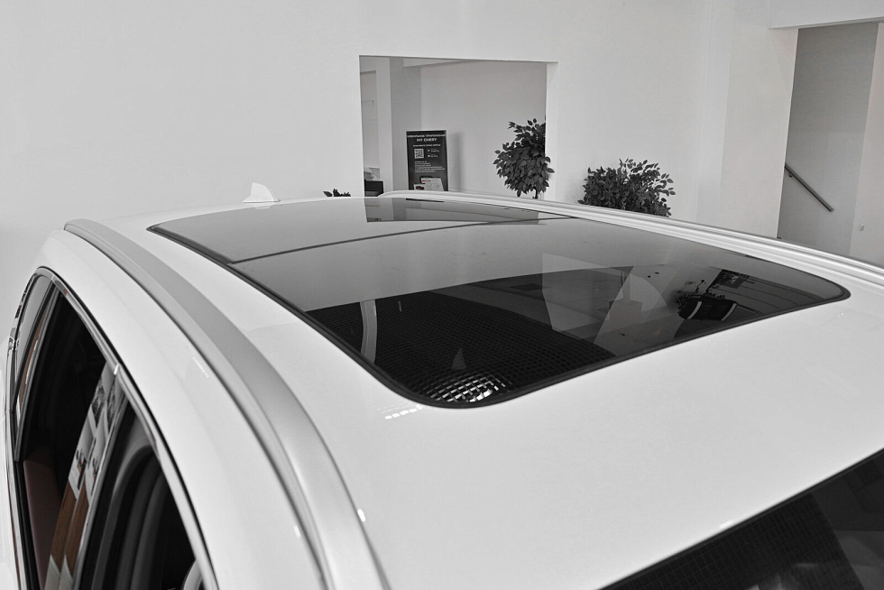 Geely Monjaro Flagship (2023-2025), белый