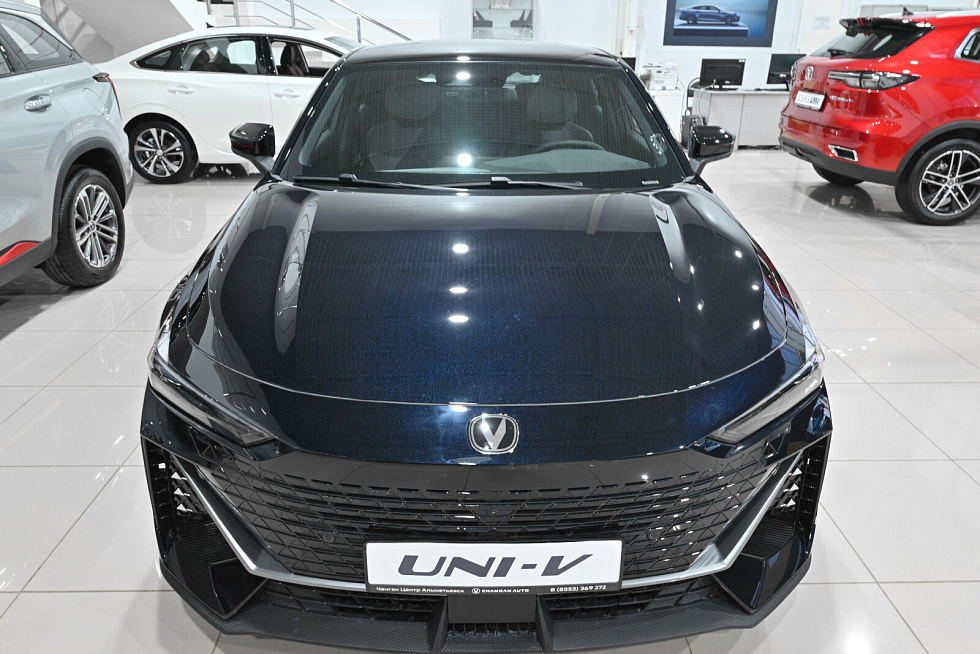 Changan UNI-V LX, черный