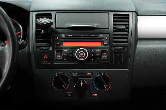 Nissan Tiida, 2012 года, пробег 102709 км