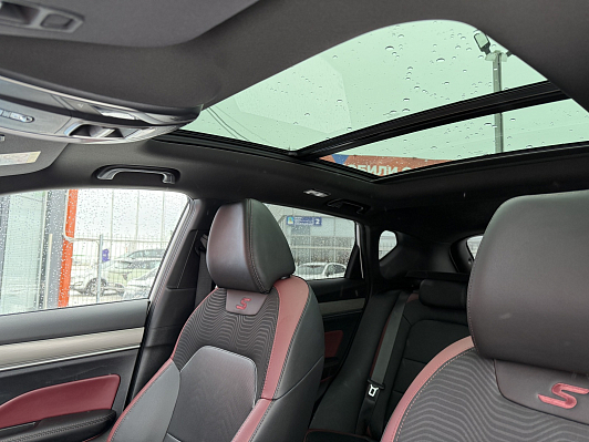 Geely Coolray Flagship, 2023 года, пробег 27055 км