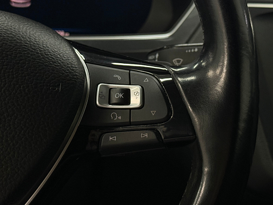 Volkswagen Tiguan Sportline, 2018 года, пробег 97000 км