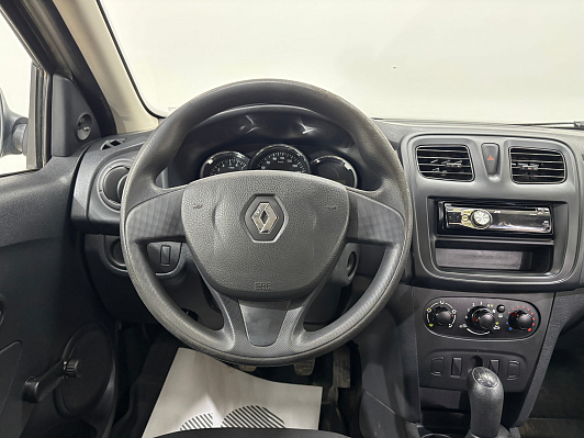 Renault Logan Confort, 2015 года, пробег 102400 км