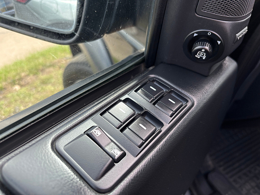 Land Rover Discovery HSE, 2008 года, пробег 279550 км