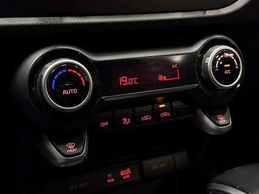 Kia Rio Prestige AV, 2018 года, пробег 106000 км