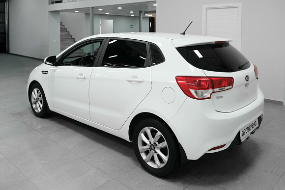 Kia Rio Prestige, 2015 года, пробег 48270 км