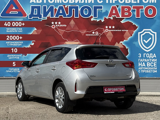 Toyota Auris, 2013 года, пробег 173600 км