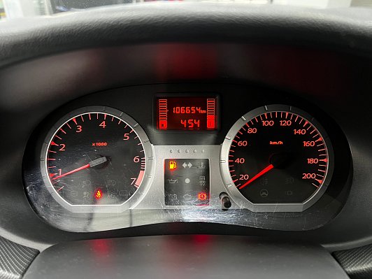 Lada (ВАЗ) Largus Quest (7 мест), 2020 года, пробег 106635 км