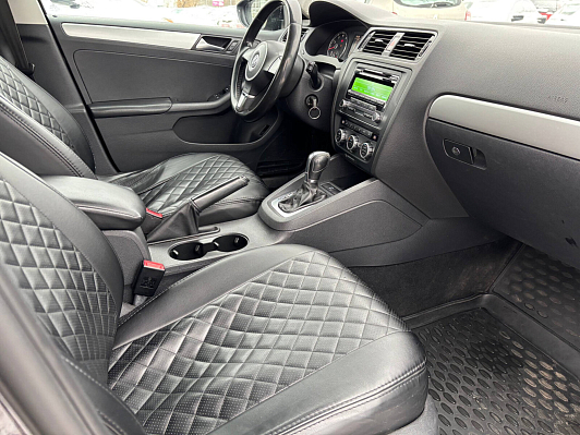 Volkswagen Jetta Comfortline, 2012 года, пробег 197246 км