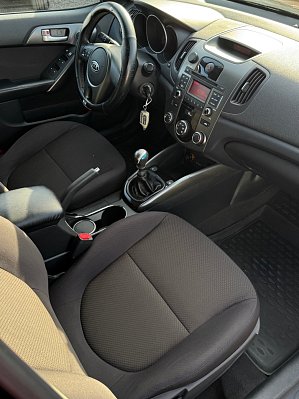 Kia Cerato, 2011 года, пробег 206281 км