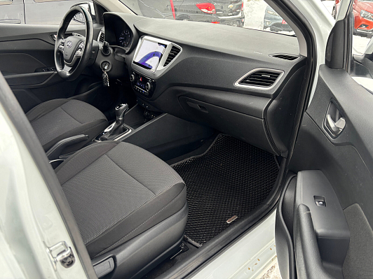 Hyundai Solaris Comfort, 2018 года, пробег 183695 км