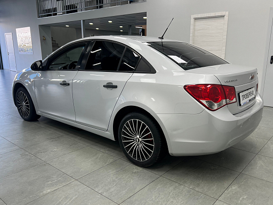 Chevrolet Cruze LS, 2010 года, пробег 217854 км