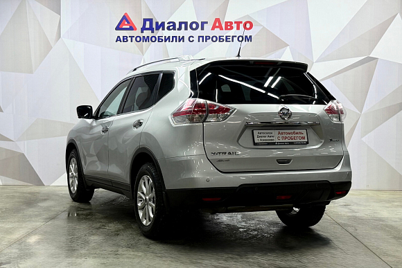 Nissan X-Trail LE, 2015 года, пробег 65541 км