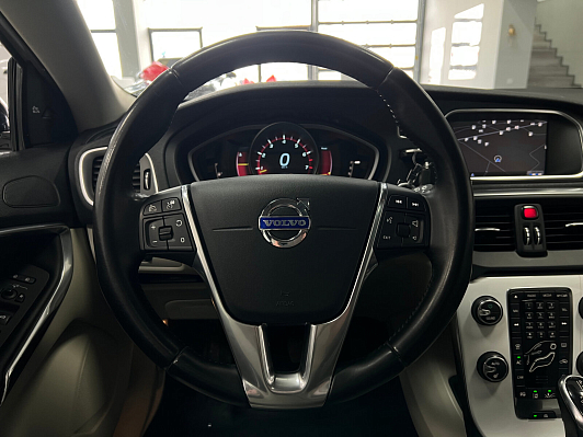 Volvo V40 Cross Country, 2013 года, пробег 156000 км