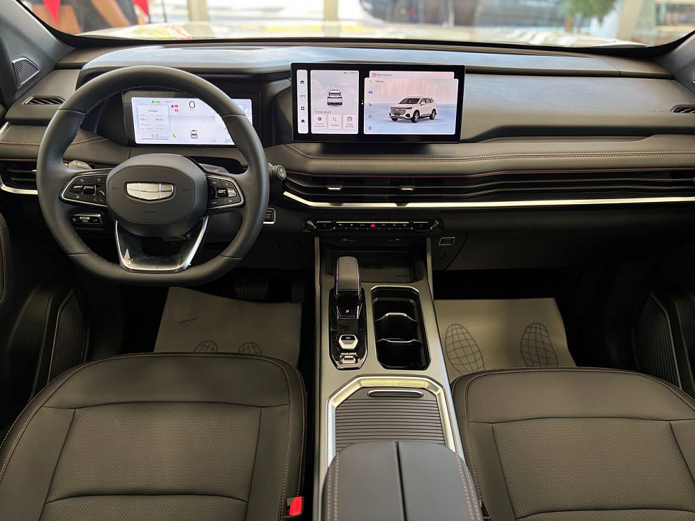 Geely Okavango Флагман, белый