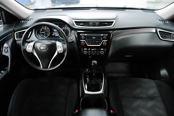 Nissan X-Trail, 2017 года, пробег 107000 км