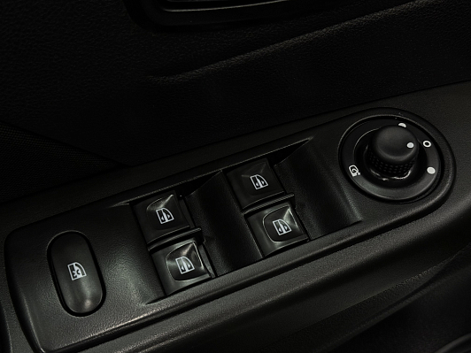 Renault Kaptur Style, 2017 года, пробег 121453 км