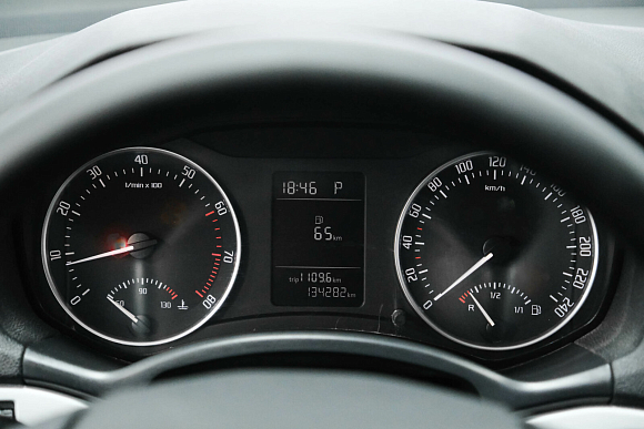 Skoda Octavia Ambition, 2011 года, пробег 133000 км