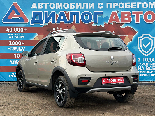 Renault Sandero Stepway Life, 2020 года, пробег 23600 км