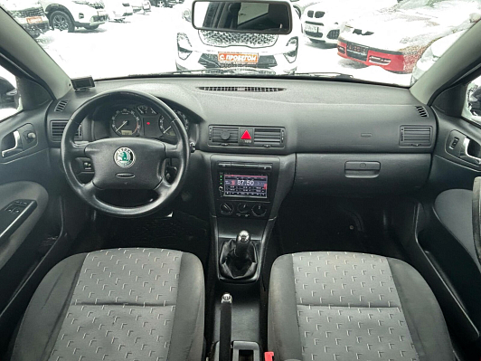 Skoda Octavia, 2008 года, пробег 194189 км