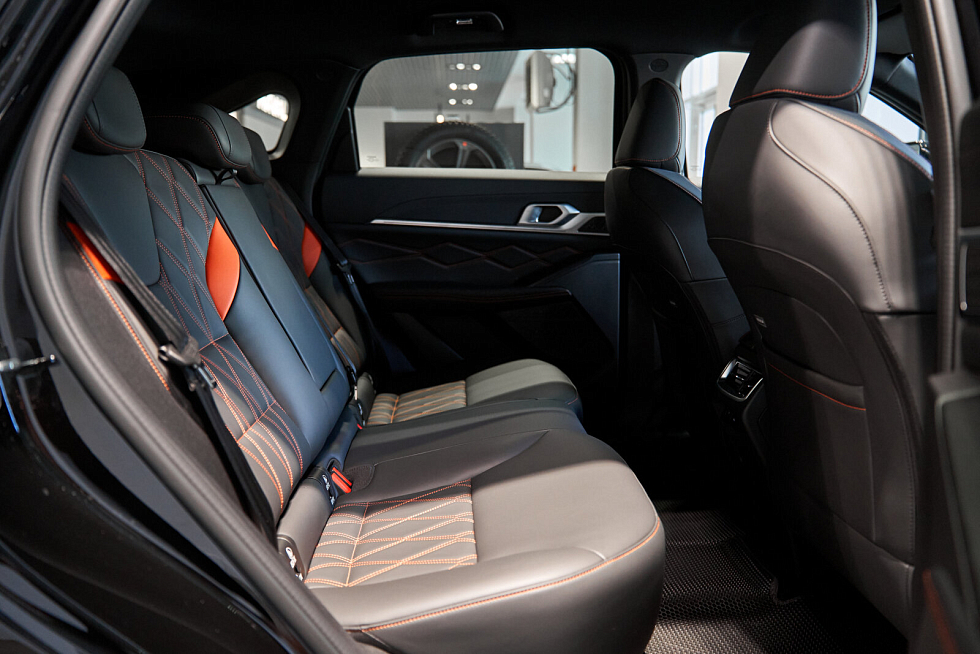 Haval F7 Премиум, черный