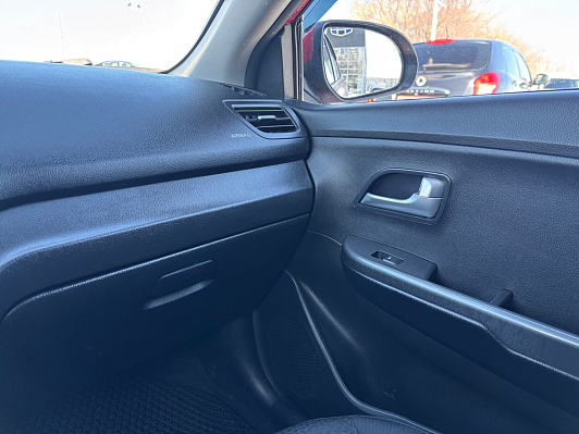 Kia Rio Comfort, 2015 года, пробег 119000 км