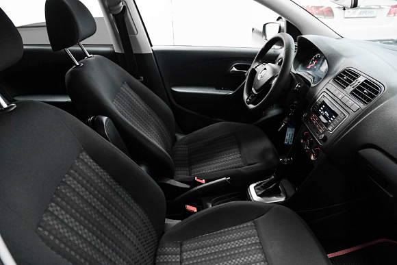 Volkswagen Polo Trendline, 2019 года, пробег 112336 км