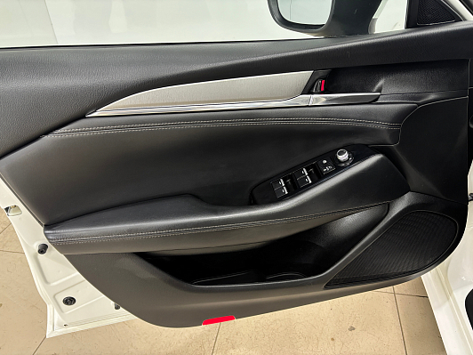 Mazda 6 Supreme, 2018 года, пробег 192647 км