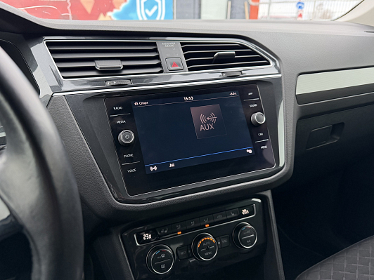 Volkswagen Tiguan Exclusive, 2019 года, пробег 77830 км