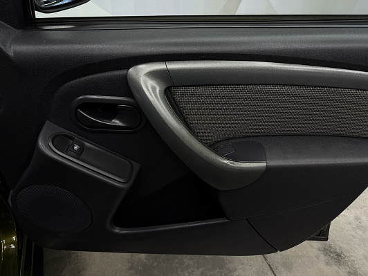 Renault Duster Life, 2016 года, пробег 155882 км