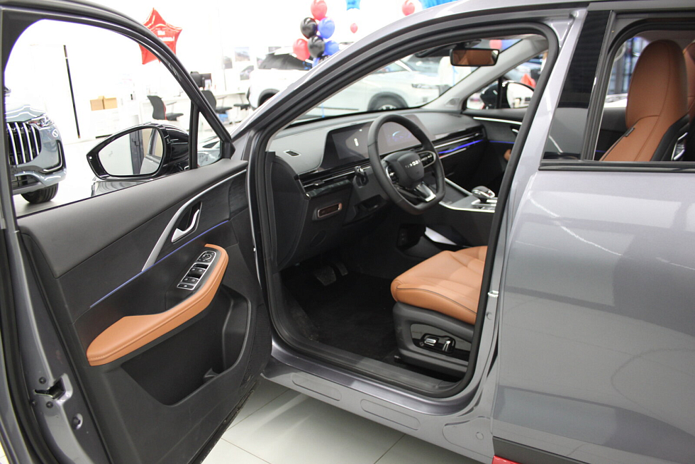 Omoda C5 Drive, серый