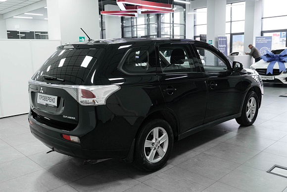 Mitsubishi Outlander Instyle, 2012 года, пробег 210070 км