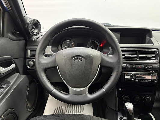 Lada (ВАЗ) Priora Standard 21702-40-050, 2017 года, пробег 98921 км