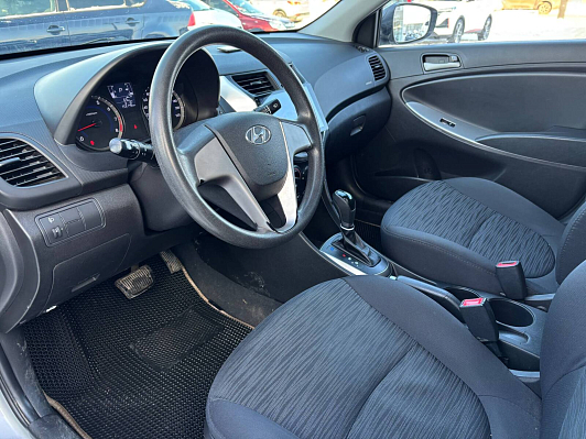 Hyundai Solaris Active, 2015 года, пробег 153122 км