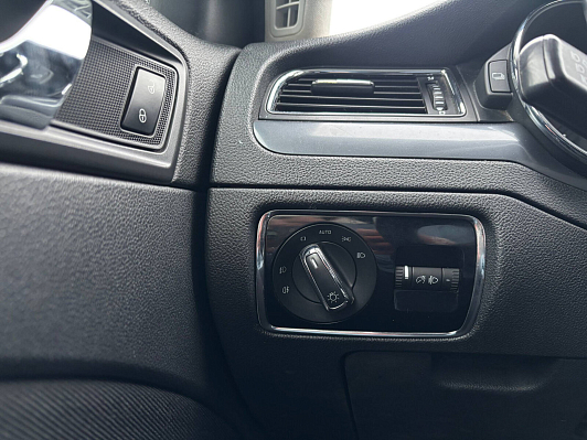 Skoda Superb Ambition, 2012 года, пробег 194238 км