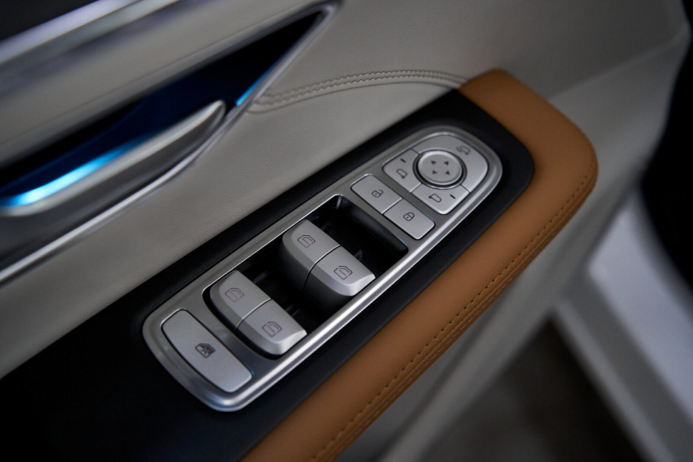 JETOUR X70+ Комфорт, белый