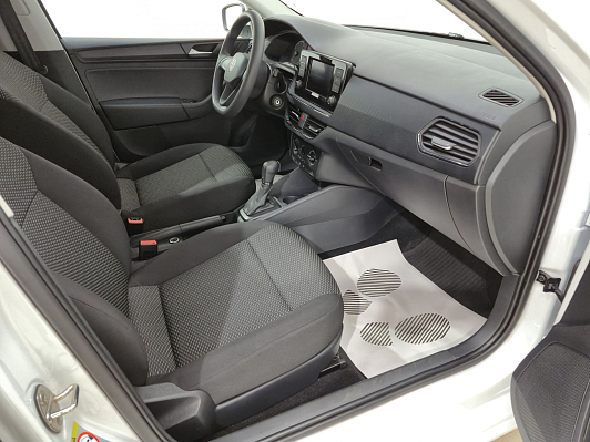 Volkswagen Polo Comfortline, 2020 года, пробег 91749 км
