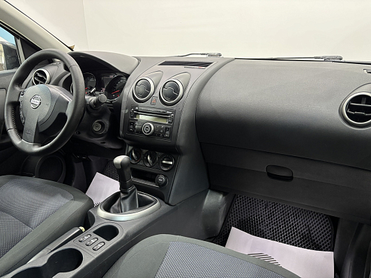 Nissan Qashqai XE, 2011 года, пробег 215657 км