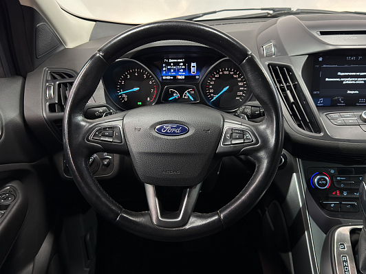 Ford Kuga, 2016 года, пробег 101400 км
