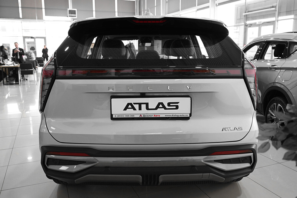 Geely Atlas Флагман, серебряный