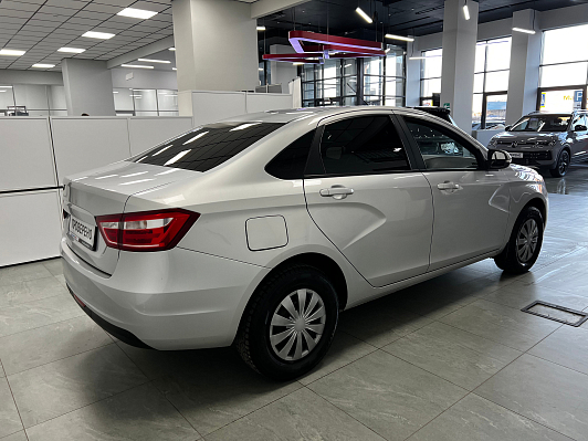 Lada (ВАЗ) Vesta Luxe, 2021 года, пробег 65000 км