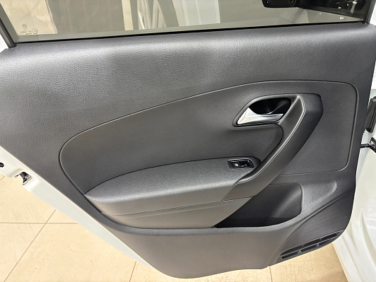 Volkswagen Polo Trendline, 2020 года, пробег 112763 км