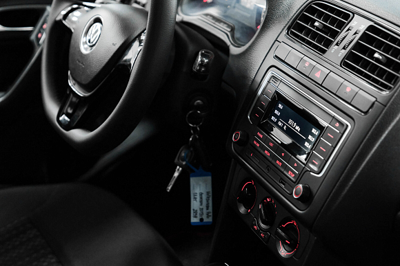Volkswagen Polo Trendline, 2019 года, пробег 112336 км