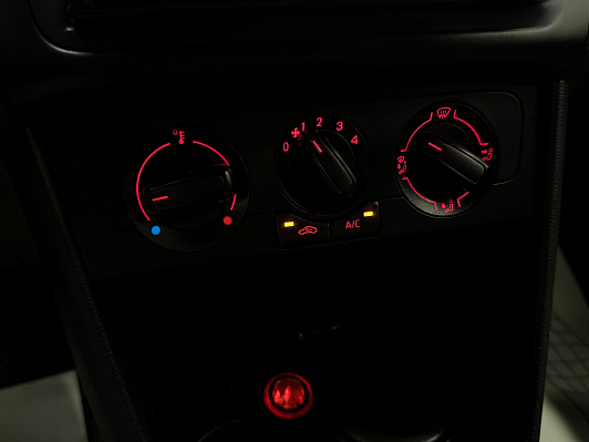 Volkswagen Polo Comfortline, 2014 года, пробег 92385 км