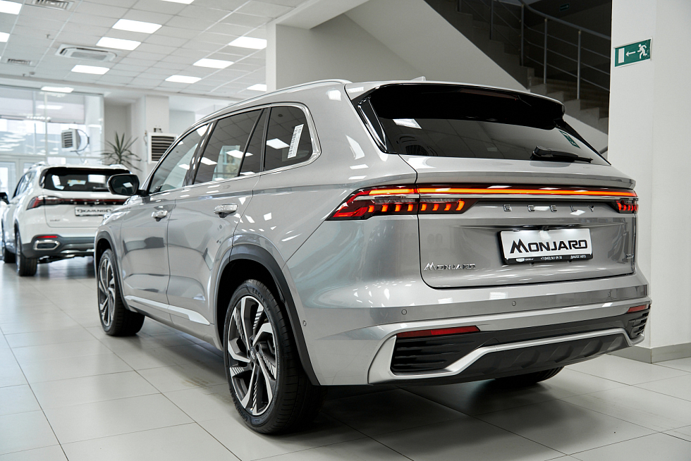 Geely Monjaro Flagship, серый