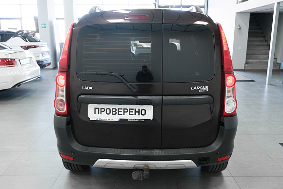 Lada (ВАЗ) Largus Luxe (7 мест), 2017 года, пробег 187000 км