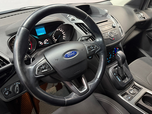 Ford Kuga Titanium, 2018 года, пробег 151000 км