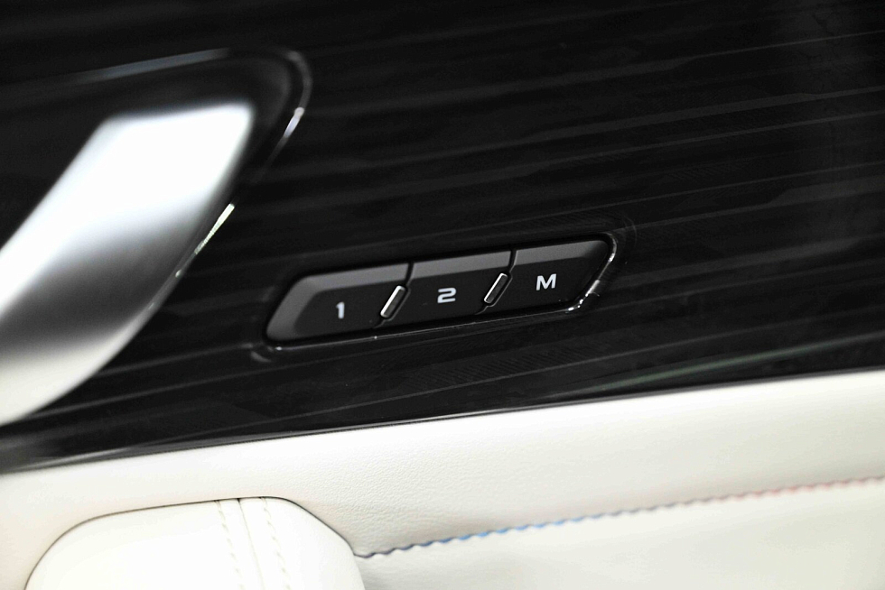 Geely Monjaro Exclusive (2023-2025), черный