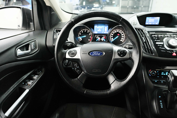 Ford Kuga Titanium, 2016 года, пробег 140792 км