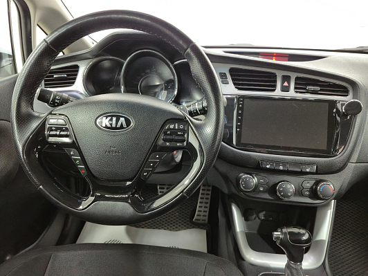 Kia Ceed Comfort, 2012 года, пробег 186532 км